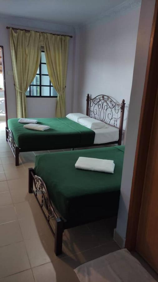 Kanza Beach Inn Маранґ Екстер'єр фото